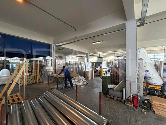 Mixed use -for lease-Acharnes (Menidi)-734sm