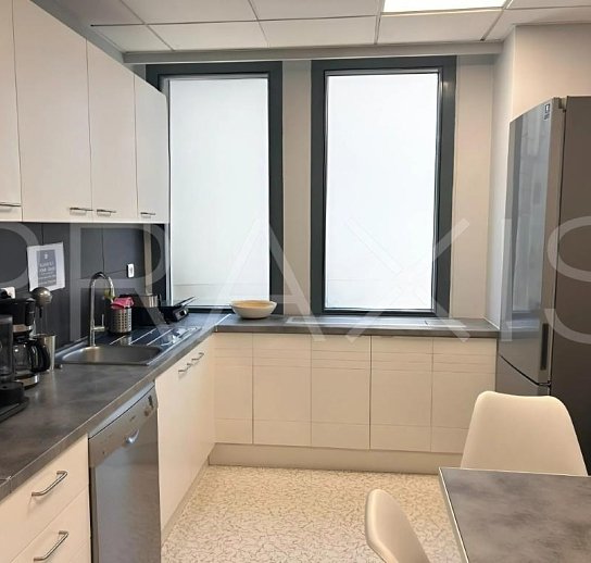 Office space / building-for lease-Μarousi-279sm