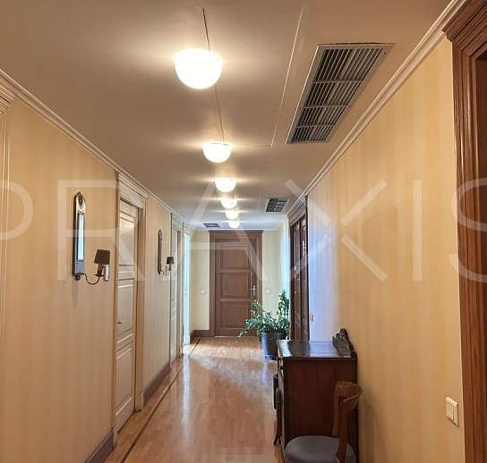 Office space / building-for lease-Κolonaki-409sm