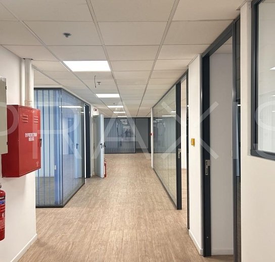 Office space / building-for lease-Hilton-1390sm