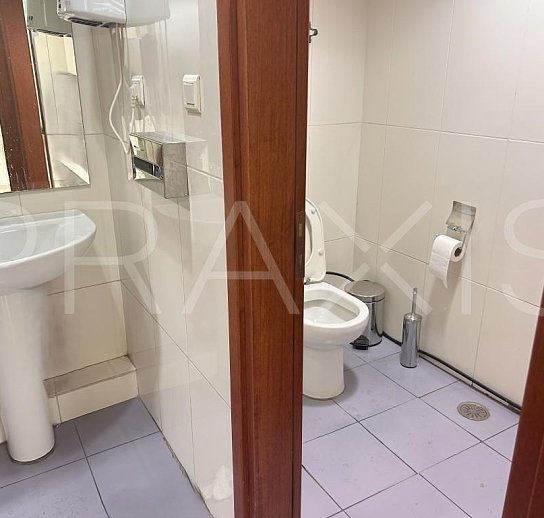 Office space / building-for lease-Elinoroson-340sm