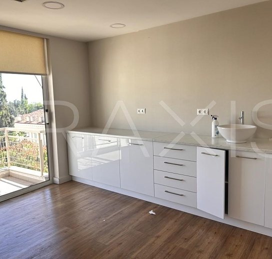 Office space / building-for lease-Κolonaki-310sm