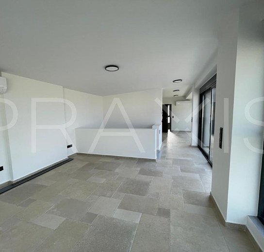 Office space / building-for lease-Μarousi-267sm