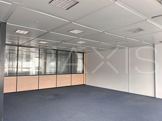 Office space / building-for lease-Argyroupoli-960sm