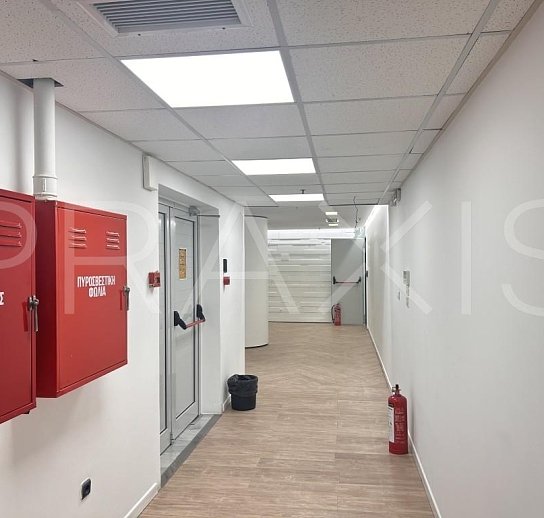 Office space / building-for lease-Hilton-1390sm
