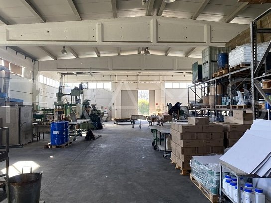 Βιομηχανικά-Πώληση-Θήβα-2200tm